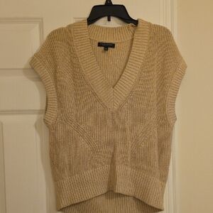 Banana Republic Women's Tan V-Neck Sweater